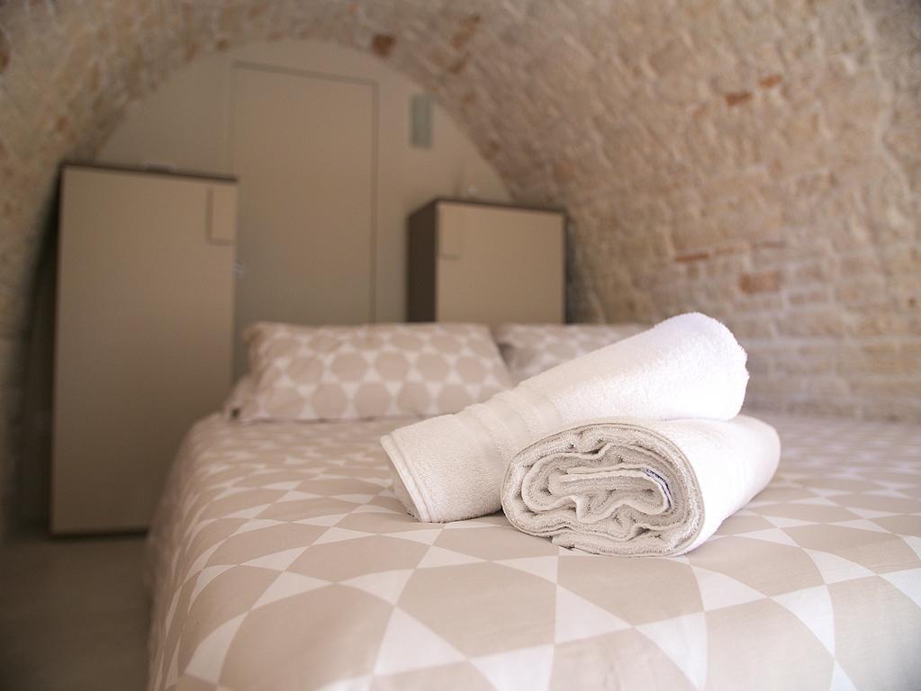 Dimore Vino&Amore Alberobello Bagian luar foto